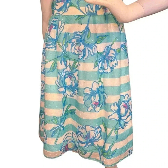 Lilly Pulitzer size 12 striped blue and white floral print Roswell posey dress. - Picture 6 of 10